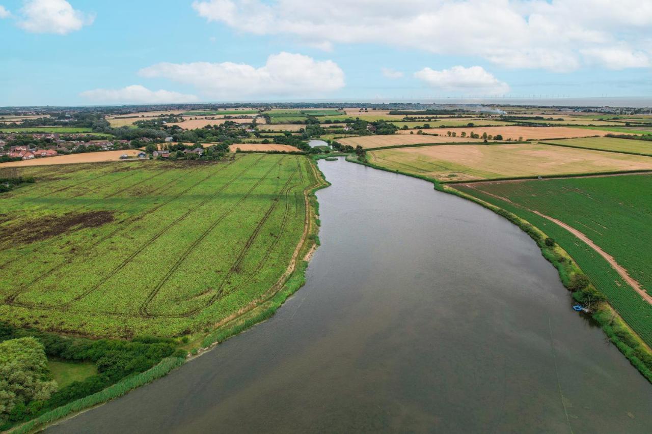 Mill Dam Lake House Saint Osyth Εξωτερικό φωτογραφία